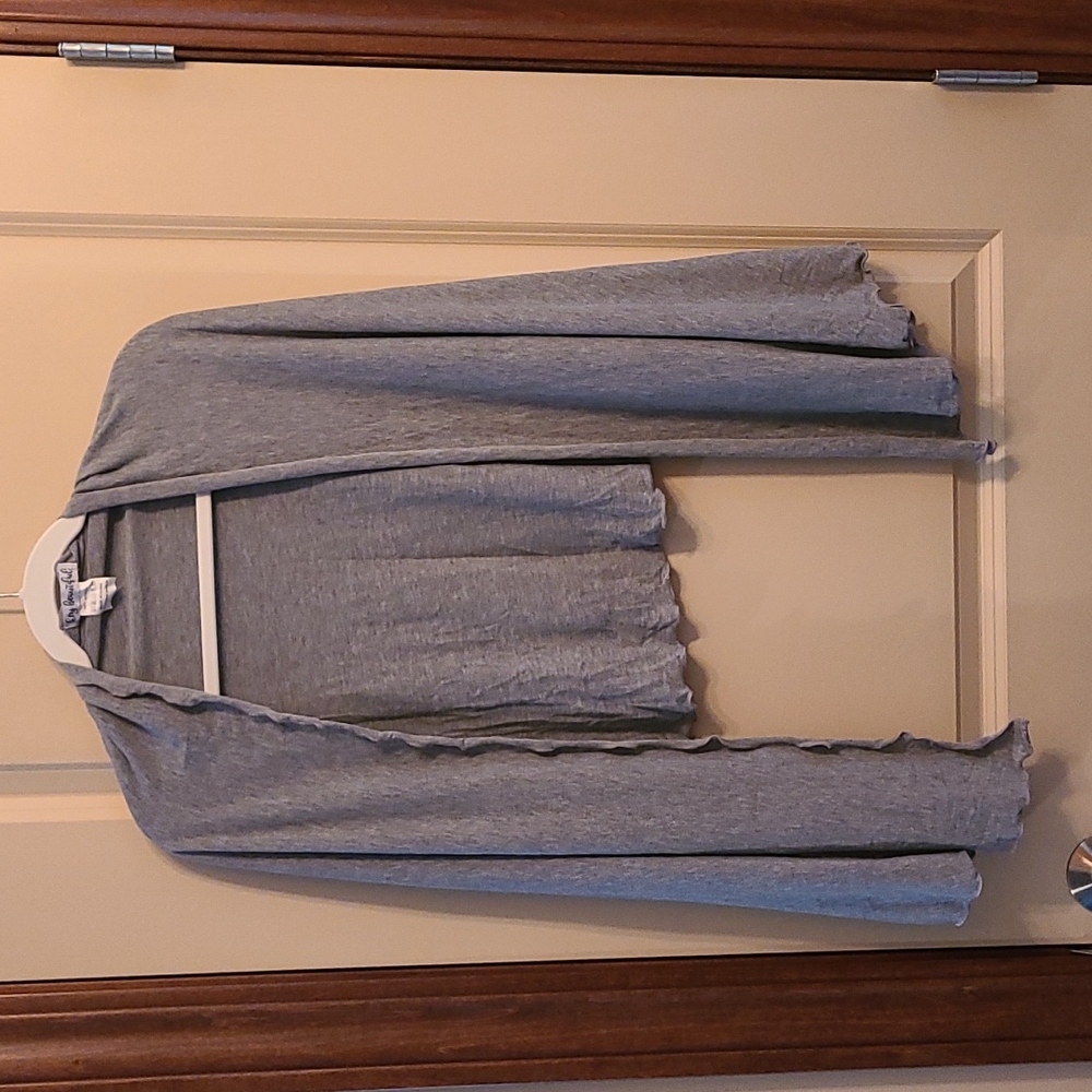 Women's OSFA Hey Beautiful gray shawl